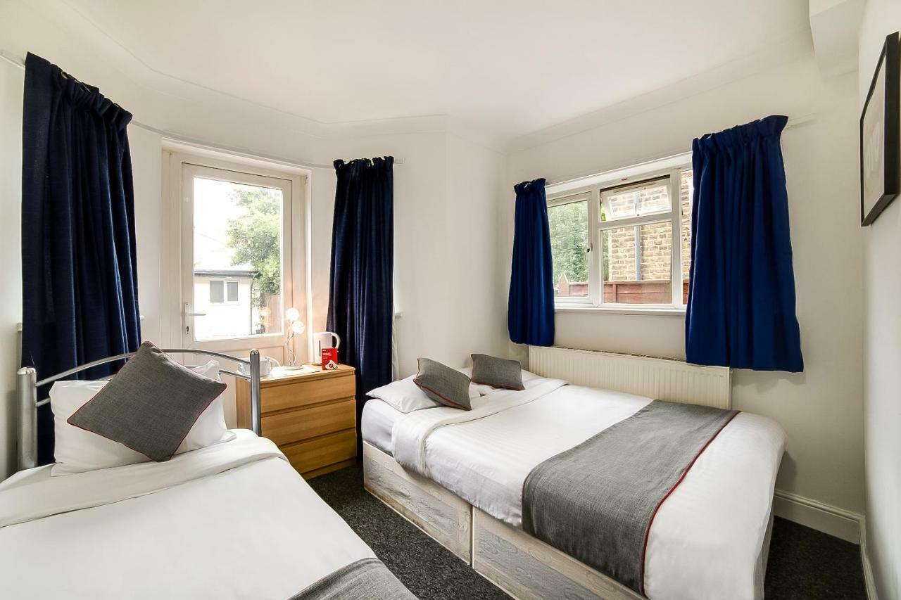 Stratford Hotel London Luaran gambar
